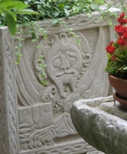 Now that times are hard, people -- and the lion -- aren't quite so jaunty.