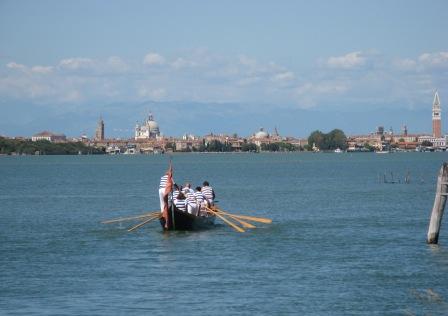Our caorlina heading toward Venice, off to the races.