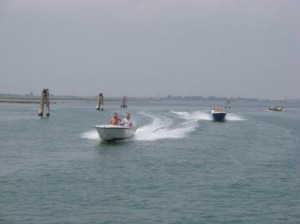 A glimpse of a summer day out in the lagoon. Where are they going at this speed? Who cares?